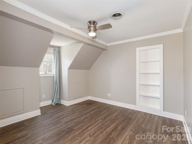 514 Whispering Hills Drive, Hendersonville, NC 28792