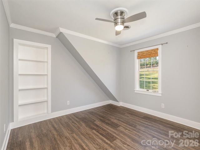 514 Whispering Hills Drive, Hendersonville, NC 28792