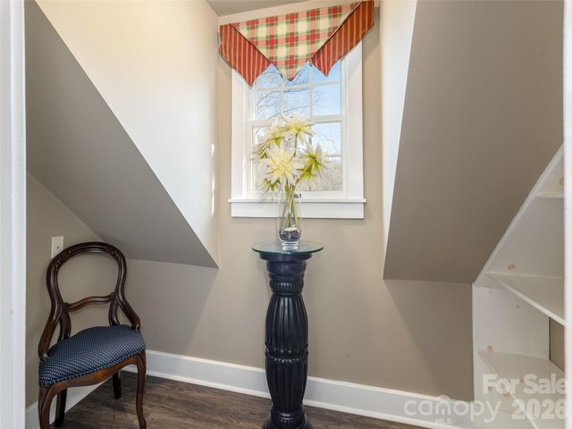 514 Whispering Hills Drive, Hendersonville, NC 28792
