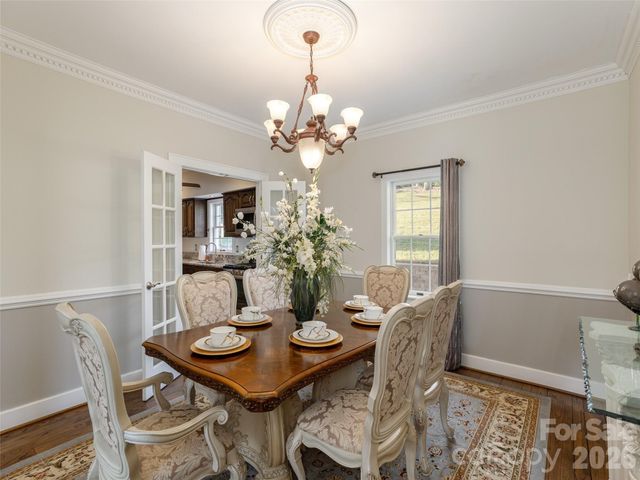 514 Whispering Hills Drive, Hendersonville, NC 28792