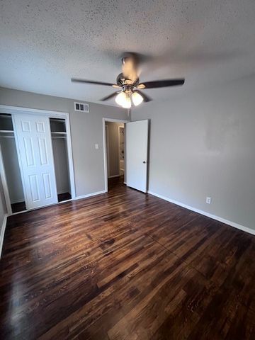 2428 Klondike Drive, Dallas, TX 75228