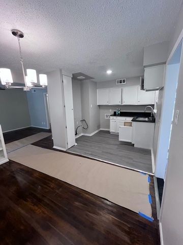 2428 Klondike Drive, Dallas, TX 75228