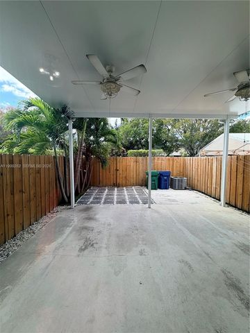 7319 NW 174th Ter 103, Hialeah, FL 33015