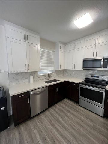 7319 NW 174th Ter 103, Hialeah, FL 33015