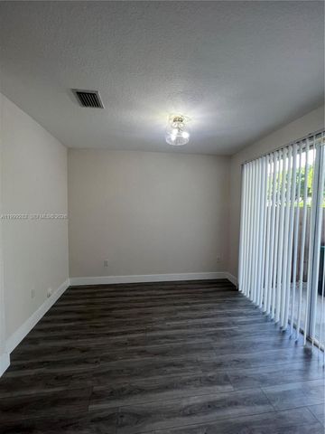 7319 NW 174th Ter 103, Hialeah, FL 33015