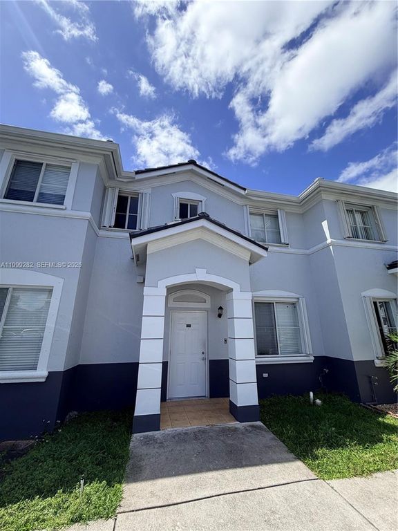 7319 NW 174th Ter 103, Hialeah, FL 33015