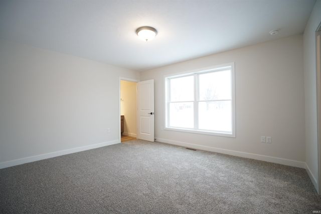 455 N Eastfield Circle, Milford, IN 46542