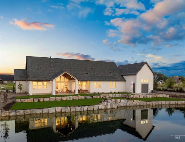 461 Midpoint Ave, Middleton, ID 83644