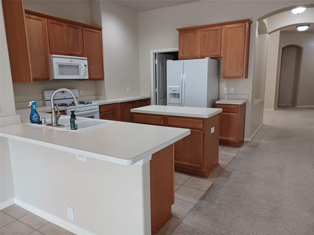 664 Vickie Street, Crowley, TX 76036