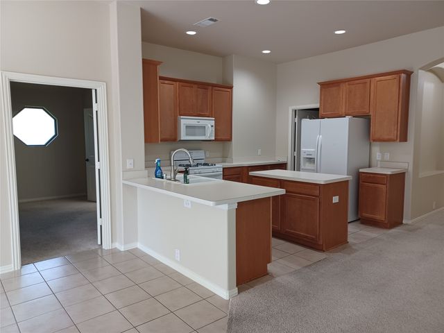 664 Vickie Street, Crowley, TX 76036