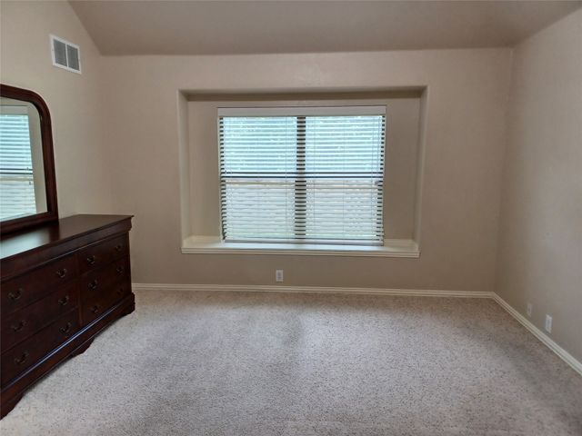 664 Vickie Street, Crowley, TX 76036