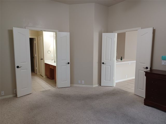 664 Vickie Street, Crowley, TX 76036