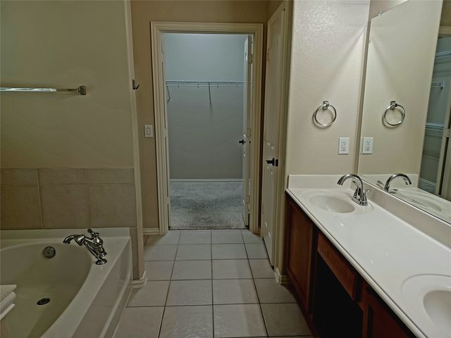 664 Vickie Street, Crowley, TX 76036