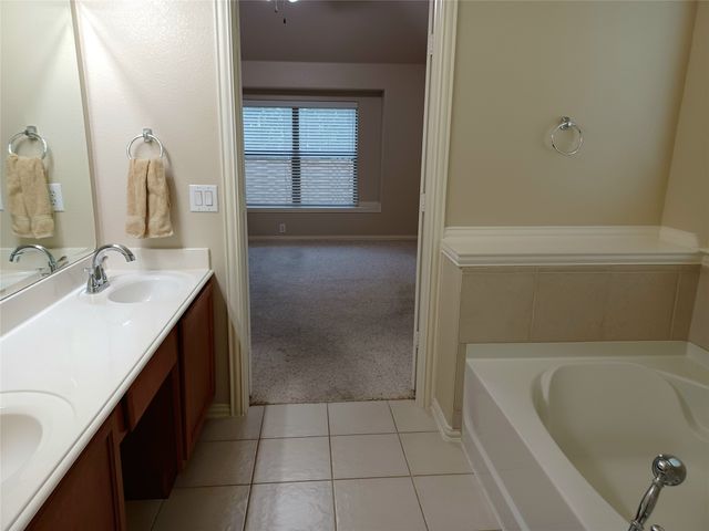 664 Vickie Street, Crowley, TX 76036