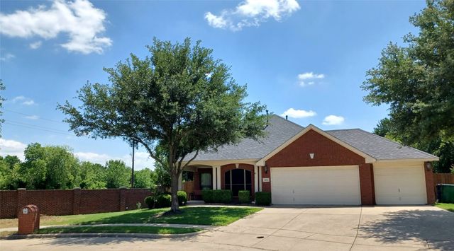 664 Vickie Street, Crowley, TX 76036