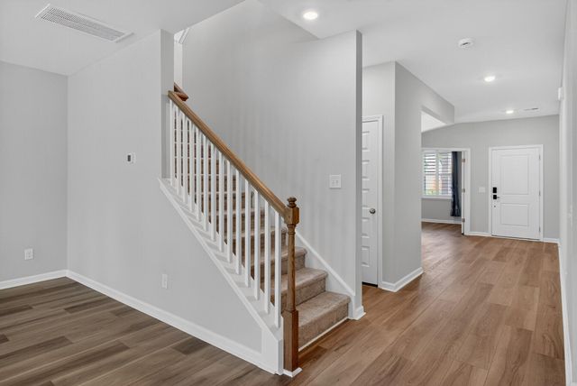 569 Yellow Leaf Lane, Summerville, SC 29486