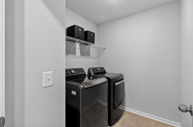569 Yellow Leaf Lane, Summerville, SC 29486