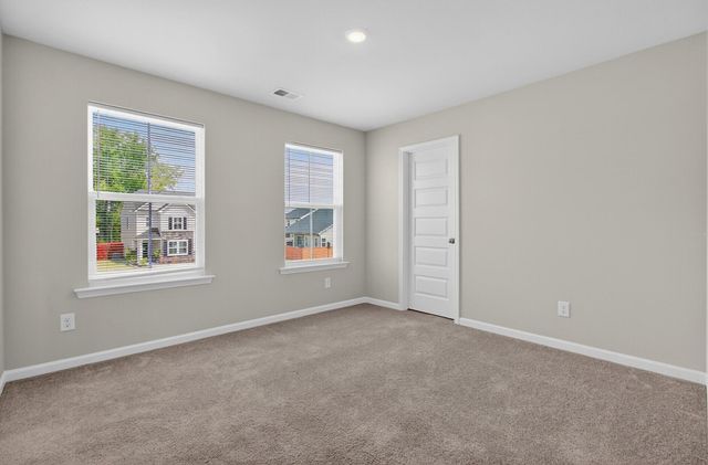569 Yellow Leaf Lane, Summerville, SC 29486