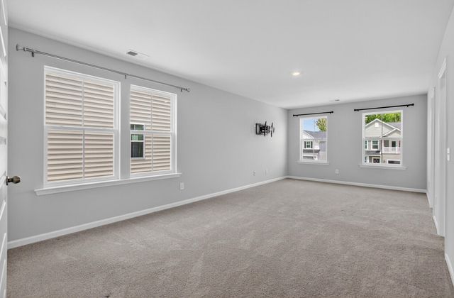 569 Yellow Leaf Lane, Summerville, SC 29486