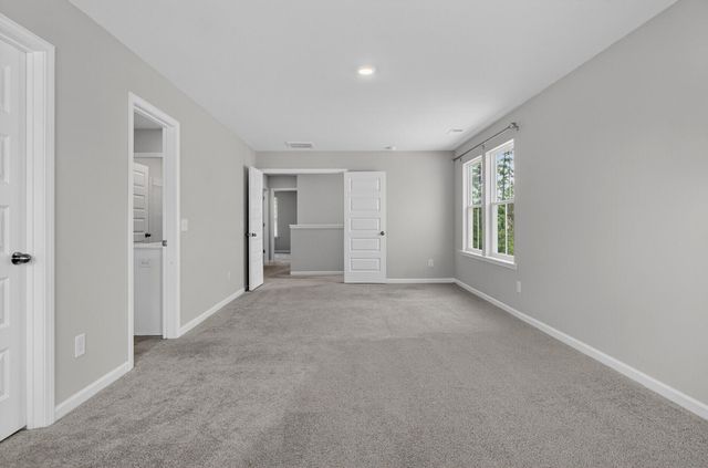 569 Yellow Leaf Lane, Summerville, SC 29486