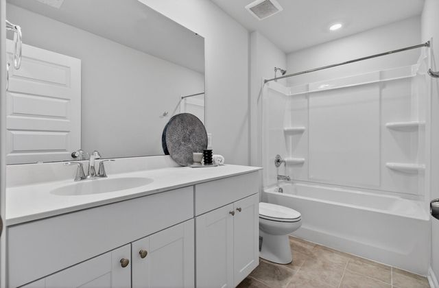 569 Yellow Leaf Lane, Summerville, SC 29486