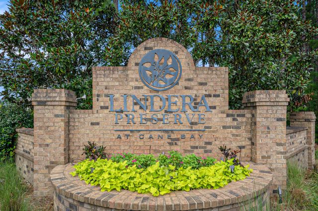 569 Yellow Leaf Lane, Summerville, SC 29486