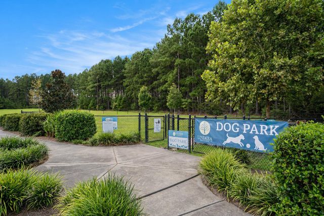 569 Yellow Leaf Lane, Summerville, SC 29486