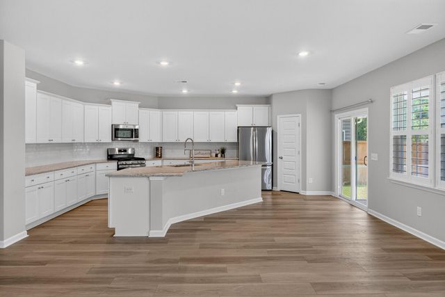 569 Yellow Leaf Lane, Summerville, SC 29486