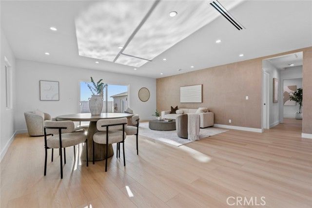 8321 Outland View, Sun Valley (los Angeles), CA 91352