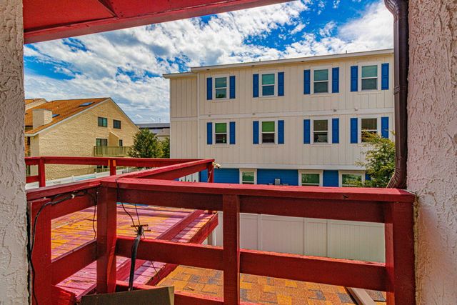 304 21st Ave S Apt 6K, Myrtle Beach, SC 29575
