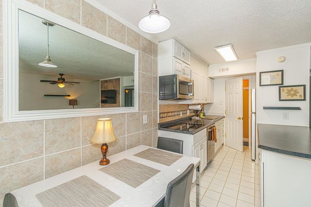 304 21st Ave S Apt 6K, Myrtle Beach, SC 29575