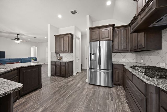4500 Mimosa Drive, Melissa, TX 75454