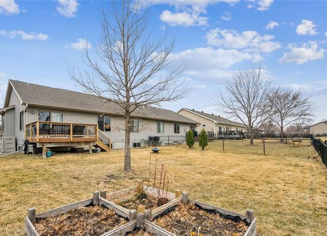 242 S Stewart Street, North Liberty, IA 52317