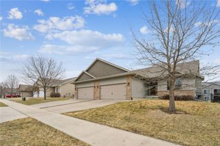 242 S Stewart Street, North Liberty, IA 52317