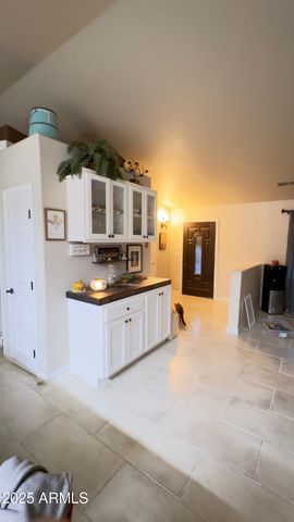 19549 E SCENIC LOOP Road E, Black Canyon City, AZ 85324