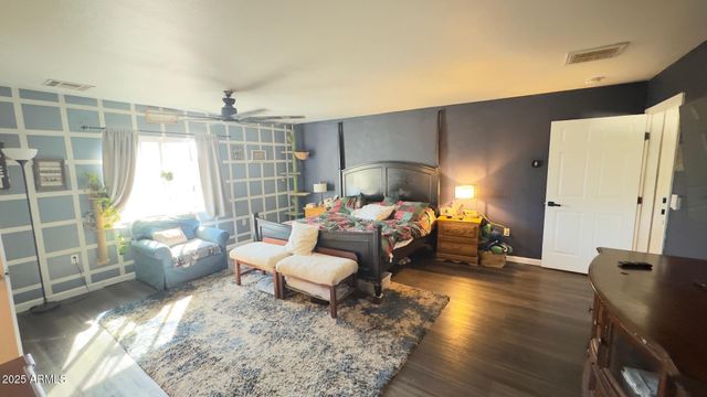 19549 E SCENIC LOOP Road E, Black Canyon City, AZ 85324