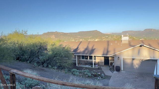 19549 E SCENIC LOOP Road E, Black Canyon City, AZ 85324