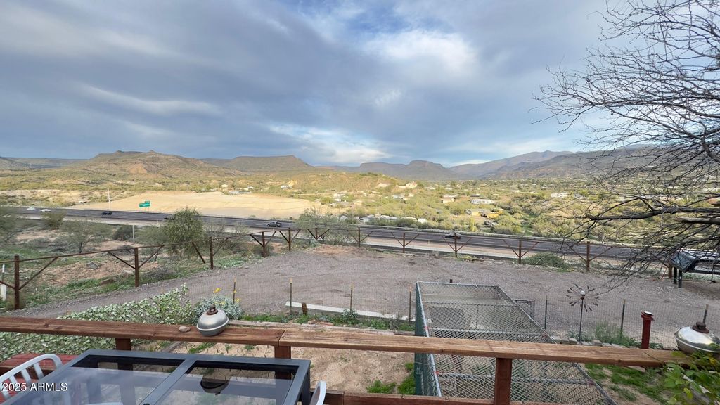 Image 27 of property listing at 19549 E SCENIC LOOP Road E, Black Canyon City, AZ 85324