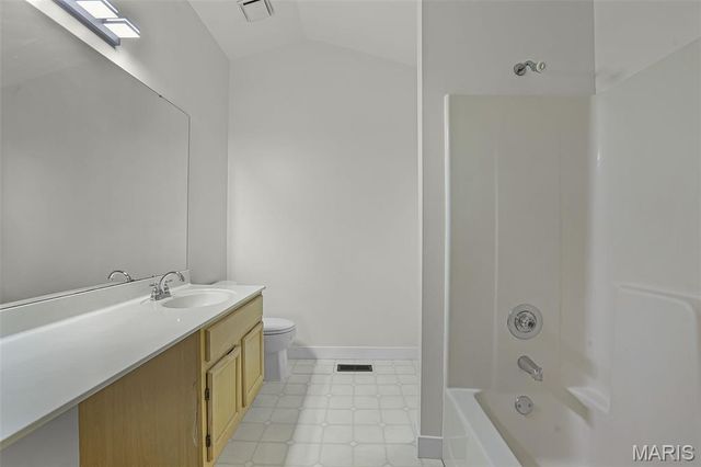 7313 Thorn Hill Drive, O'fallon, MO 63368