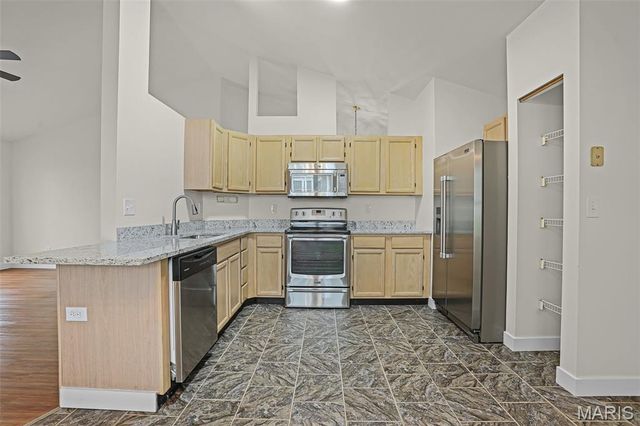 7313 Thorn Hill Drive, O'fallon, MO 63368