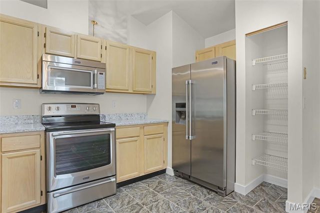 7313 Thorn Hill Drive, O'fallon, MO 63368