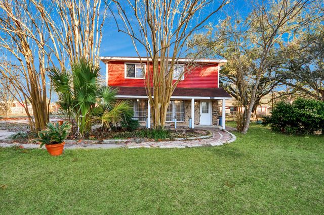 12910 Woody Cr107 Road, Brookside, TX 77581