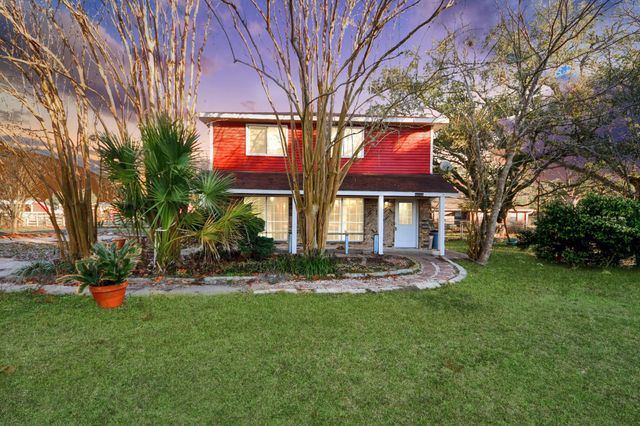 12910 Woody Cr107 Road, Brookside, TX 77581