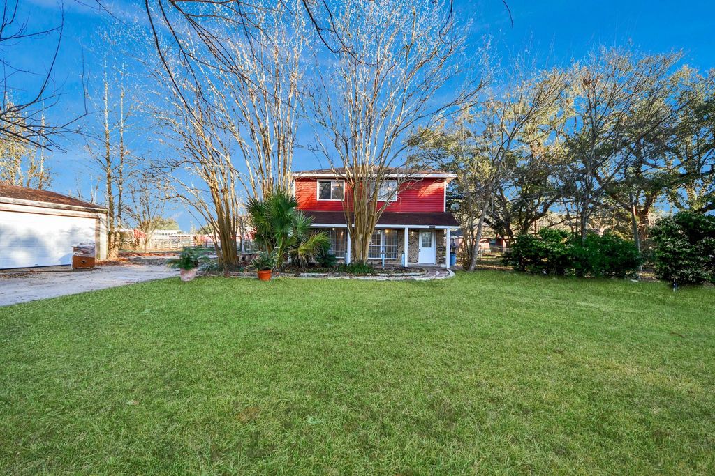 12910 Woody Cr107 Road, Brookside, TX 77581