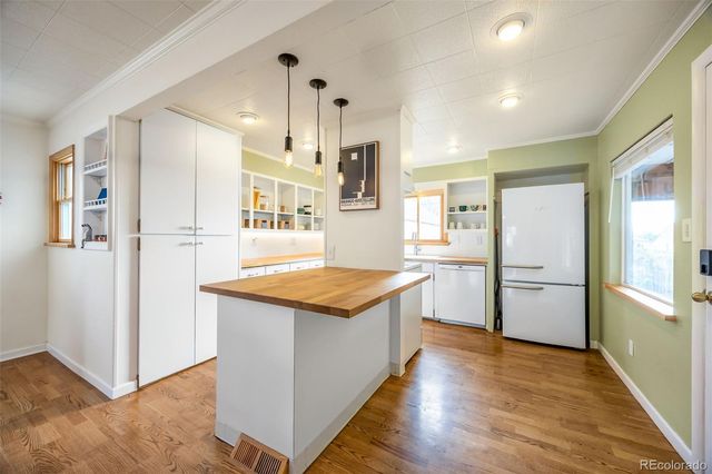 1260 S Shoshone Street, Denver, CO 80223