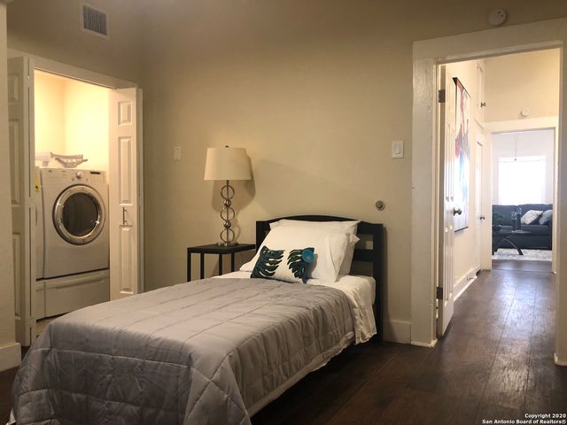 603 Devine St Apt 1, San Antonio, TX 78210