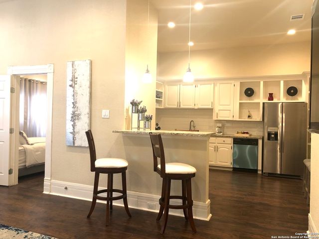 603 Devine St Apt 1, San Antonio, TX 78210