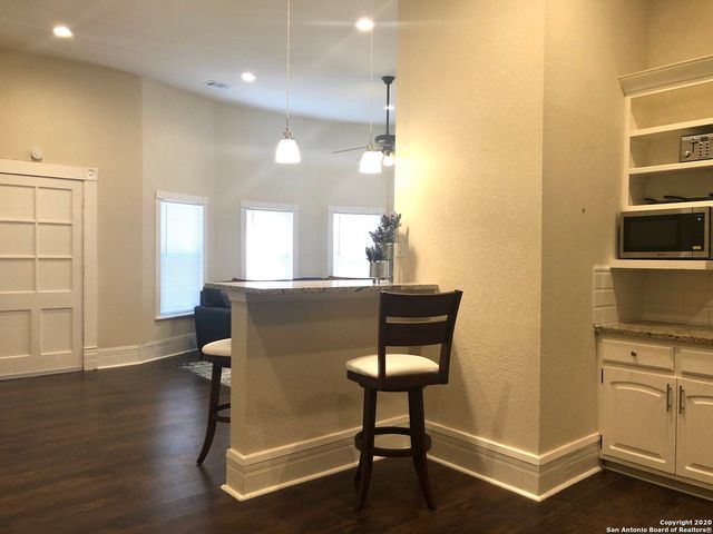 603 Devine St Apt 1, San Antonio, TX 78210