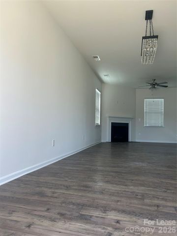 2431 Tallet Trace, Charlotte, NC 28216