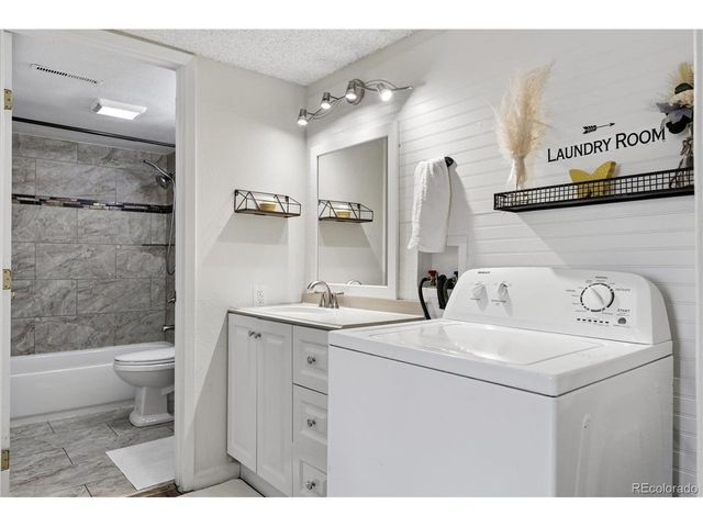 12170 E Kepner Pl, Aurora, CO 80012